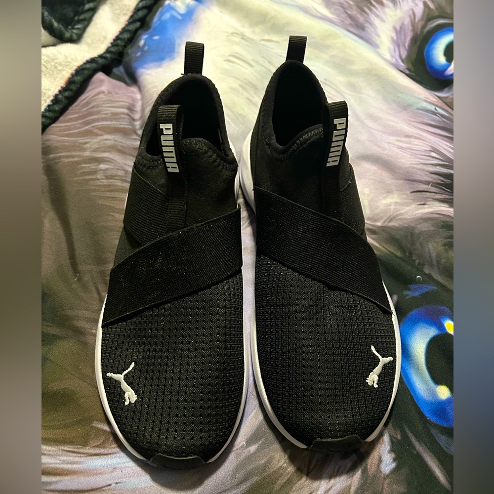 Puma 7.5 shoes brand new